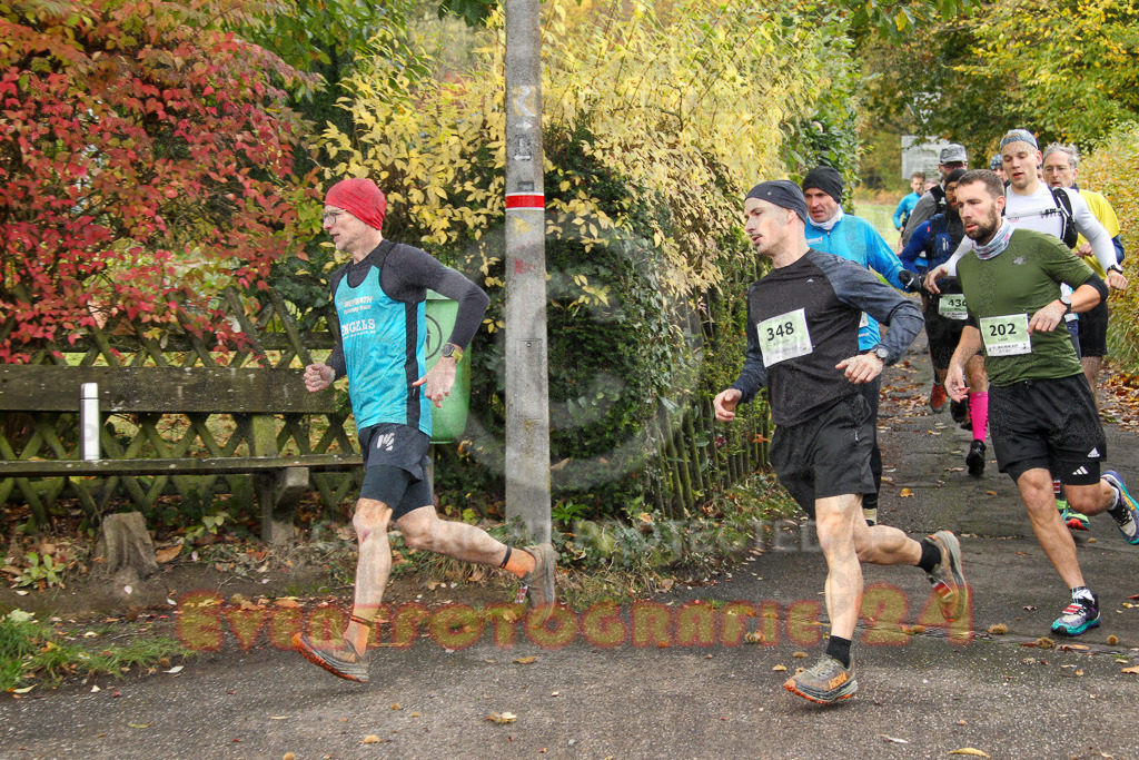 251026_1004_EV4_3940 | Sportfotografie im Rhein-Sieg Kreis, Köln, Bonn, NRW, Rheinland Pfalz, Hessen, etc. Unser Tätigkeitsfeld umfasst den Laufsport vom Volkslauf über den Marathon, Duathlon, Triathon bis zum Ultralauf wie Kölnpfad Ultra oder Schindertrail.