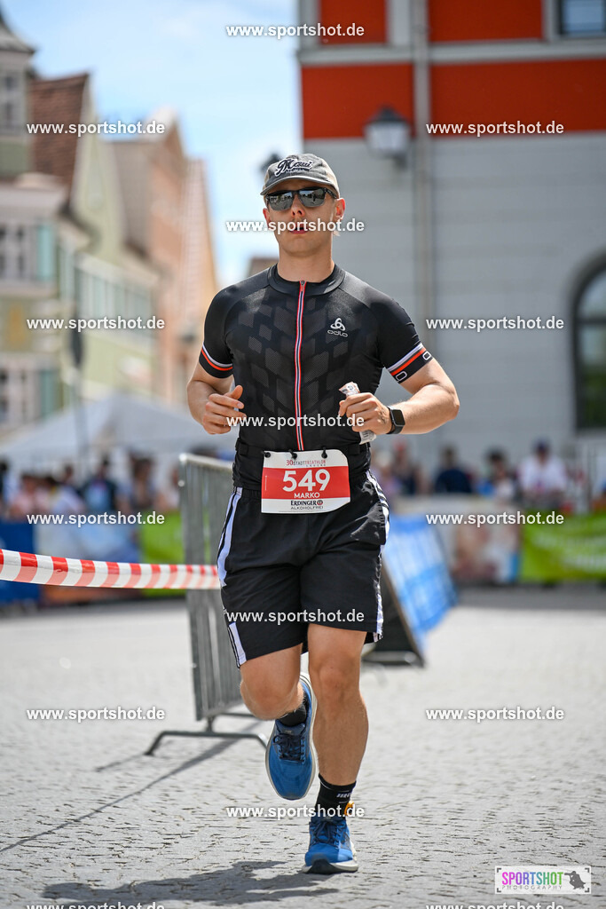 SZI_8737 | Stadttriathlon Erding 2025. #yourpictrs #sportshot_your_pictrs @Sportshotphotography #stadttriathlonerding Copyright: www.sportshot.de