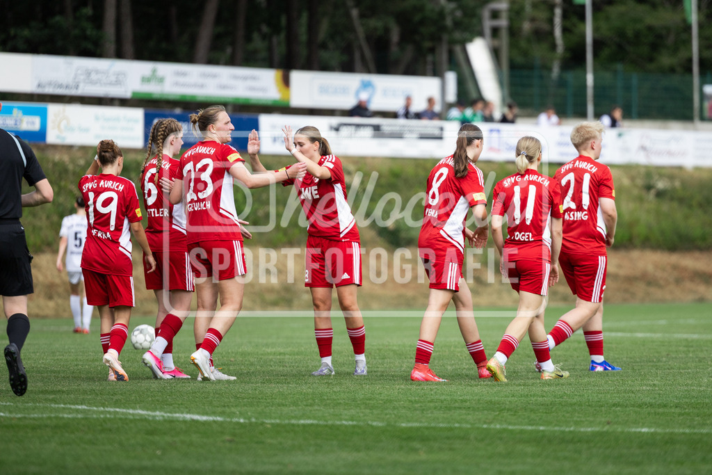 Fußball I Frauen I Testspiel I SpVg Aurich - DJK Arminia Ibbenbüren I 15264 | realhellocedii - Realisiert mit Pictrs.com