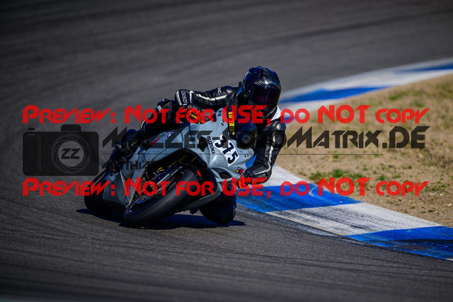 MaZZes_Fotomatrix_20250407_6007705_7929 | ROT