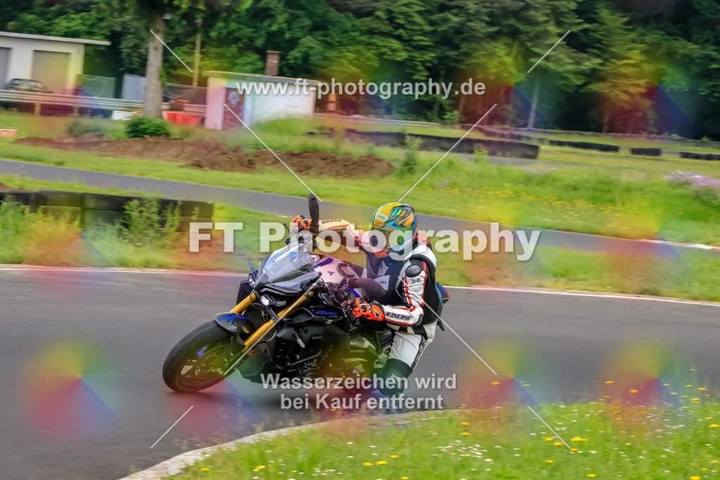 VBK-7009 | Hier findet Ihr Bilder von Touristenfahrten auf der Nürburgring Nordschleife oder von anderen Veranstaltungen die ich besucht habe. Viel Spass beim Durch Schauen 