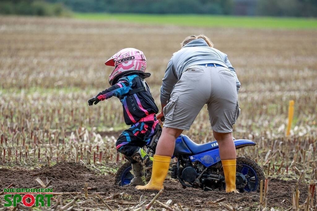 OpenTrack2024_Kinder_08 | Bildergalerie von Sport-Ereignissen aber auch von weiteren spannenden Dingen - nicht nur vom Niederrhein. In Anlehnung an den bekannten Spruch von Hanns Dieter Hüsch heißt das Motto: "Niederrhein ist überall".  - Realisiert mit Pictrs.com