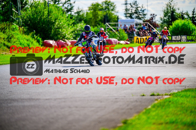 MaZZes_FotoMatrix_240713_6021986_8618 | UE40