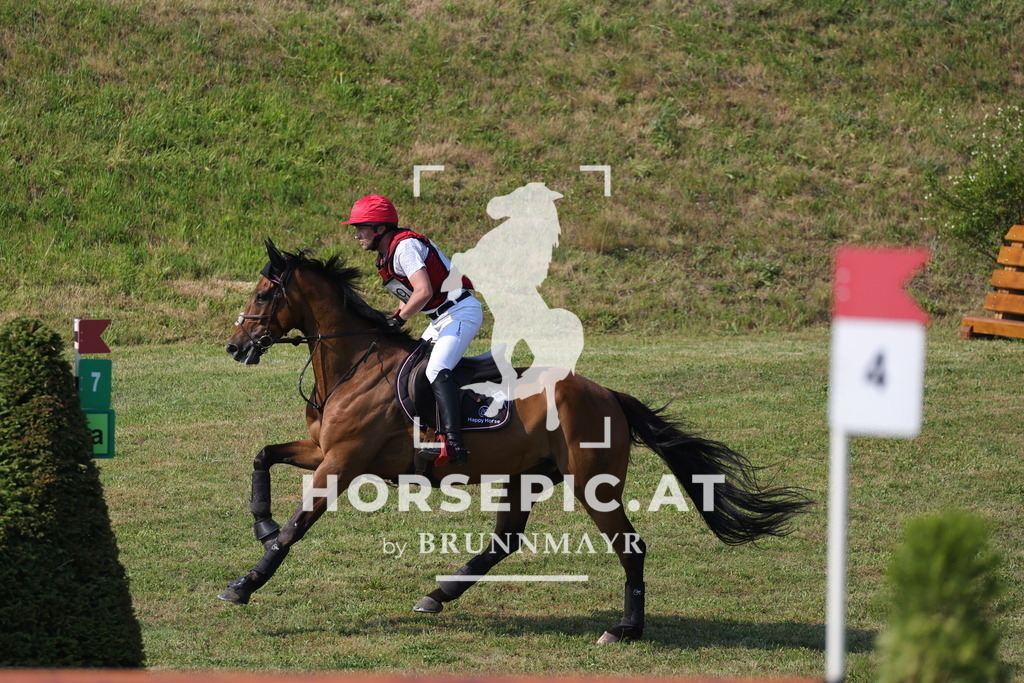 0P6A9265 | Willkommen bei Brunnmayr - Design & Fotografie – Ihrem Spezialisten für Reitturniere und Pferdeveranstaltungen in Oberösterreich, Salzburg und Bayern! Seit über 17 Jahren sind wir leidenschaftlich dabei.