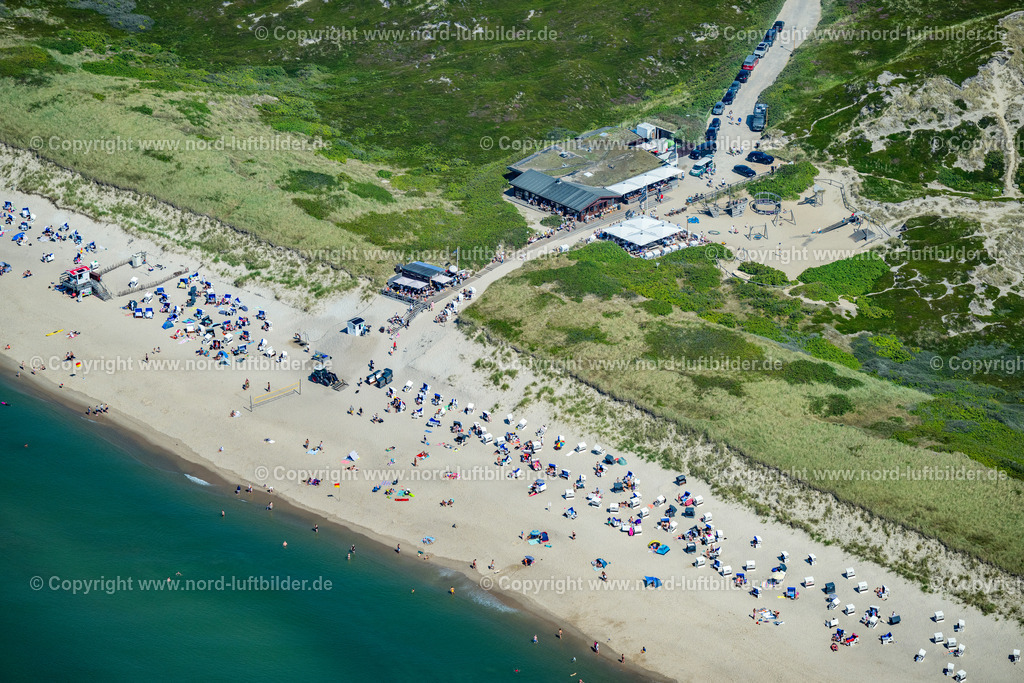 Sylt_Rantum_Gaststätte_Sansibar_ELS_5455130825 | SYLT 13.08.2025 Gebäude des Restaurant " Sansibar " im Ortsteil Rantum (Sylt) in Sylt auf der Insel Sylt im Bundesland Schleswig-Holstein, Deutschland. // Building of the restaurant " Sansibar " in the district Rantum (Sylt) in Sylt on Island Sylt in the state Schleswig-Holstein, Germany. Foto: Martin Elsen