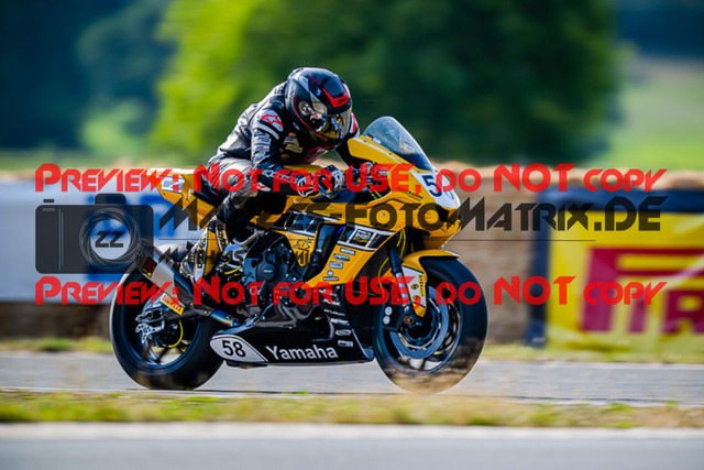 MaZZes_FotoMatrix_220722_0693 | PRO SUPERSTOCK