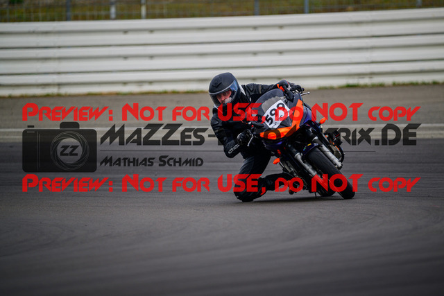 MaZZes_Fotomatrix_20250421_6007705_3475 | GELB