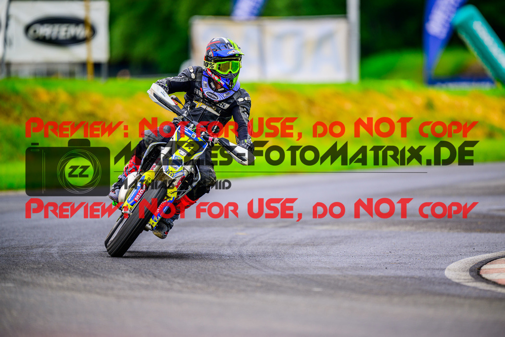 MaZZes_FotoMatrix_240609_6007705_2715 | YOUNGSTER