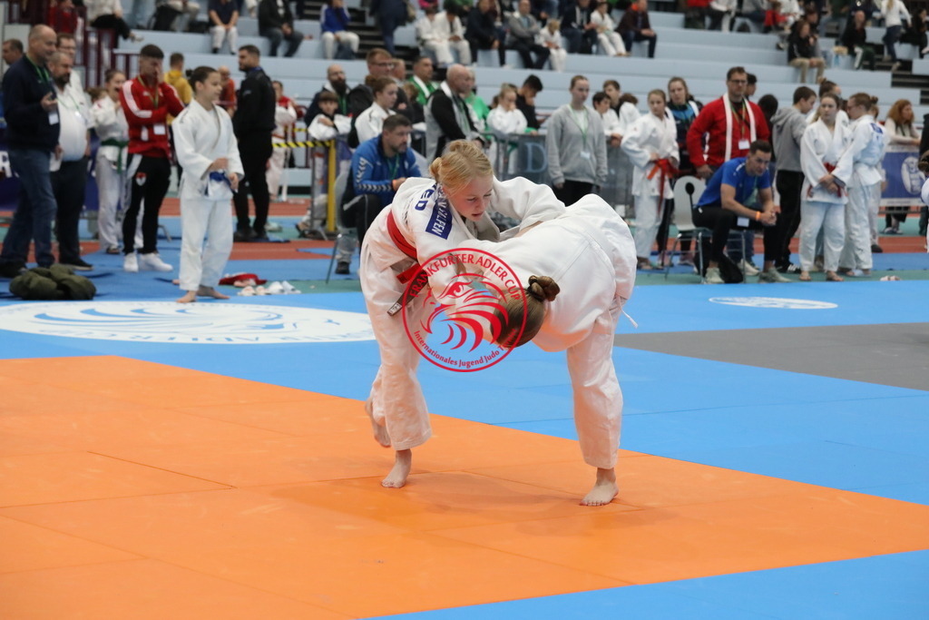 1J7A2631 | Fotos vom Adler Cup - Pictures from Adler Cup

Hier findet Ihr alle Eindrücke und großen Momente der Adler Cup Wochenenden. Here you will find all impressions and great moments of the Adler Cup weekends. - Realisiert mit Pictrs.com