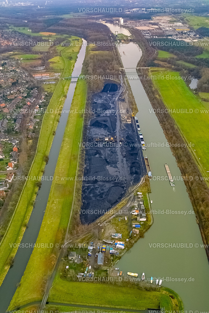 DN001120 | DORSTEN     der Kanal, die Lippe und der Kohlehafen
Luftbild: Hans Blossey   Flugdatum: 28.11.2000  