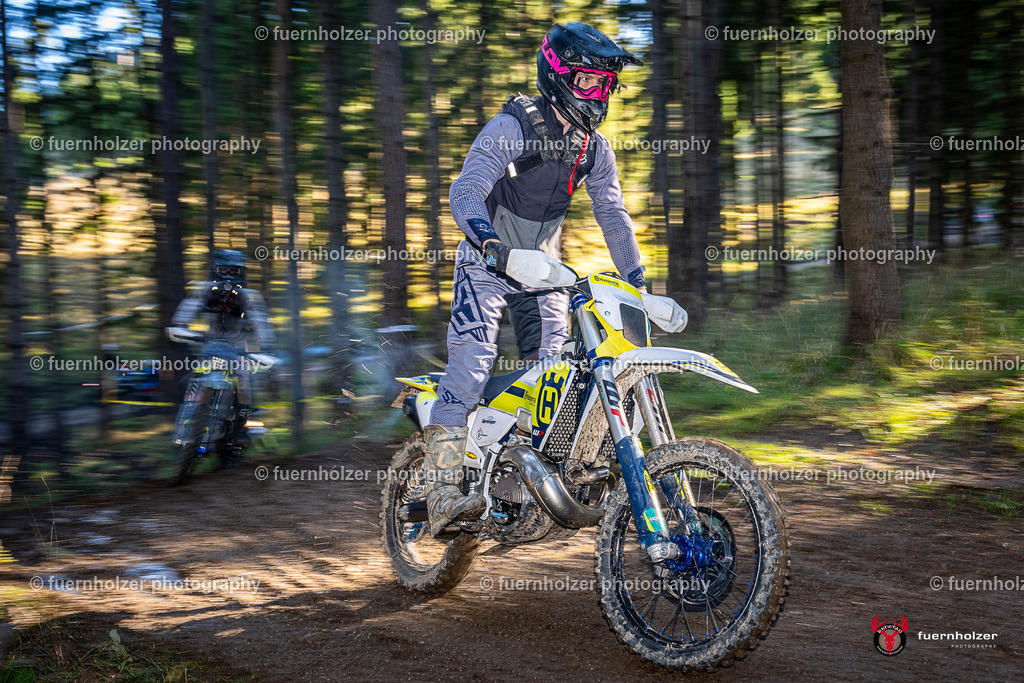 fuernholzer_251026-C1-99-2 | Fotografische Impressionen von der Red Stag Enduro Extreme by fuernholzer-photography.com. Endurosport in Österreich fotografisch festgehalten von fuernholzer. Auftragsfotografie für Private, Gewerbefotos und Industriefotografie. Eventfotografie, Sportfotografie und Motorsportfotografie. Anbieter von Fotoworkshops, Fototraining, fotografischen Vorträgen und Fotoseminaren.