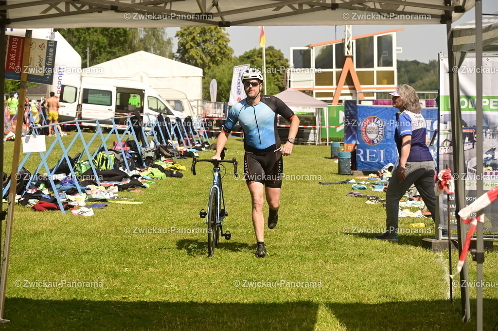 2025_0614_KoberbachTriathlon_Impressionen1_033 | Urban. Natur. Panorama. Luftbild. 
Der Bildershop für aufregende Perspektiven!
Für Deko, Wandbild und Kalender!
Wir bringen LED-Bilder zum Leuchten!
