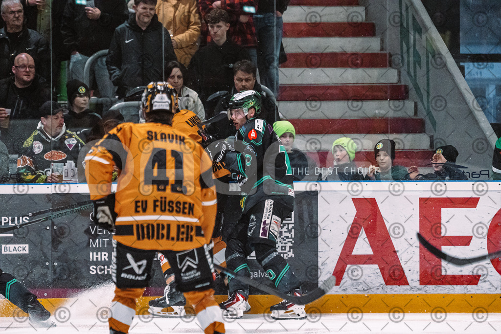 Alligators_vs_Fuessen_01_03_2026_PP-9 | Höchstadt Alligators Fotogalerie: Eishockey-Action aus Franken. Professionelle Spielfotos, Portraits & Stadionbilder zum Download. Jetzt entdecken! - Realisiert mit Pictrs.com