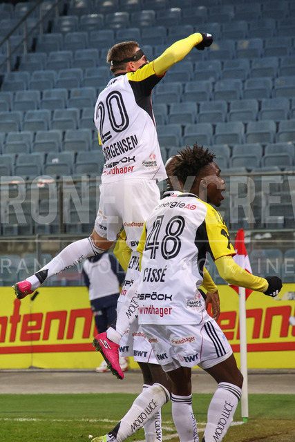 Austrian Bundesliga: Grazer AK 1902 vs LASK | GRAZ, AUSTRIA, 13.DEC.25 - SOCCER - ADMIRAL Bundesliga, Grazer AK 1902 vs LASK. The image shows Kasper Jörgensen (Lask) and Modou Keba Cisse (Lask) rejoicing the goal.