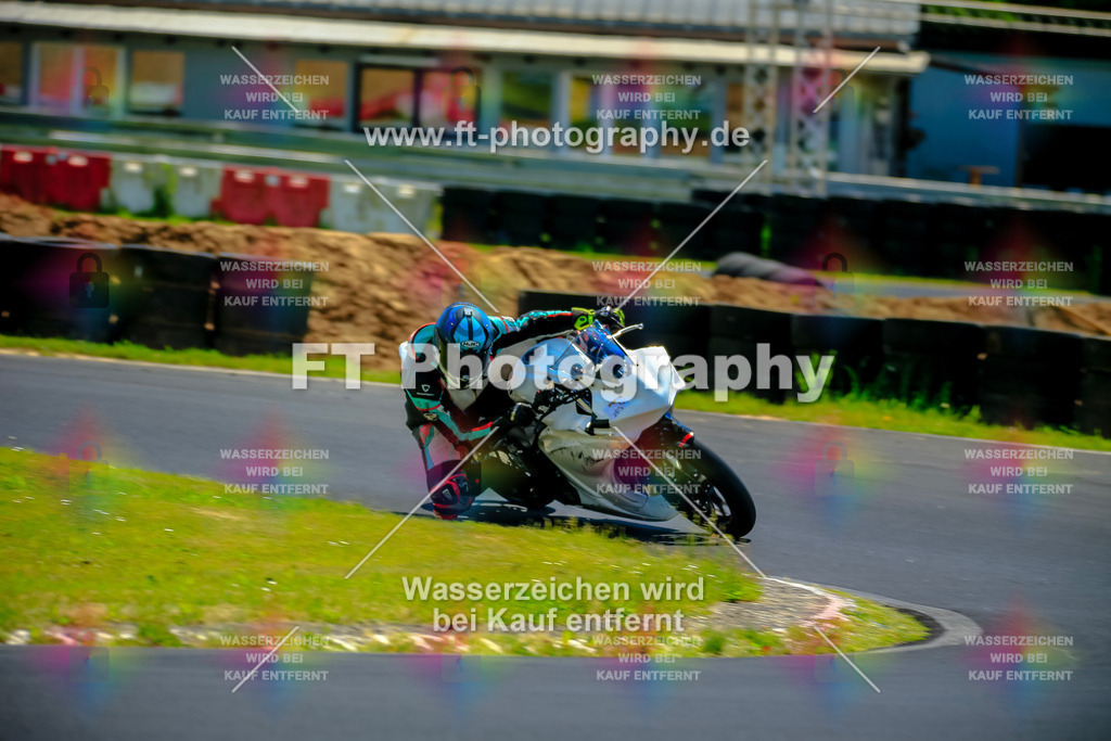 _NBG4263 | Hier findet Ihr Bilder von Touristenfahrten auf der Nürburgring Nordschleife oder von anderen Veranstaltungen die ich besucht habe. Viel Spass beim Durch Schauen 