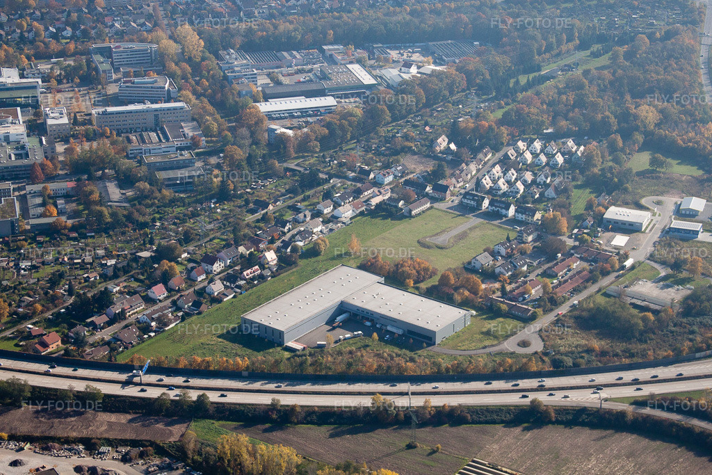 Luftbild: Wachhausstraße im Ortsteil Durlach in Karlsruhe im Bundesland Baden-Württemberg in Deutschland. Foto: IMG_35019.jpg vom 31.10.2010 durch Werner Riehm/FLY-FOTO.de