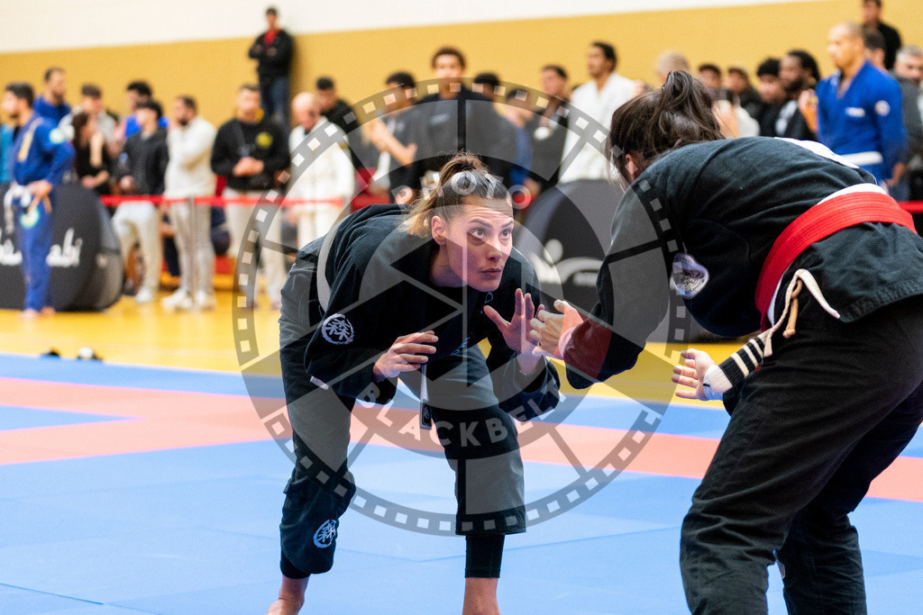 20231118PBB11684 | Fighters compete during the AJP Tour 600 Frankfurt Championship in Frankfurt/Main, Germany, on November 18, 2023.