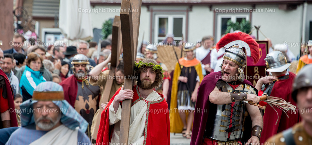 Passionspiel16 | Bensheim, Karfreitag, Passionsspiel, ,Julian Lux spielt Jesus, Bild: Thomas Neu