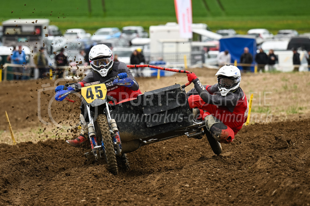 Motocross Schlatt bei Winterthur - 30. April 2023 | #45 Scherrer Yannick / Scherrer Severin aus Zwingen (CH) auf VMC Zabel in der Kategorie Seitenwagen am Motocross Schlatt bei Winterthur, 30. April 2023. 
Instagram: @mx_schlatt | @mc_wila | @sam_schweiz
Bild: Sportfotografie Markus Aeschimann | www.markus-aeschimann.ch - Realisiert mit Pictrs.com