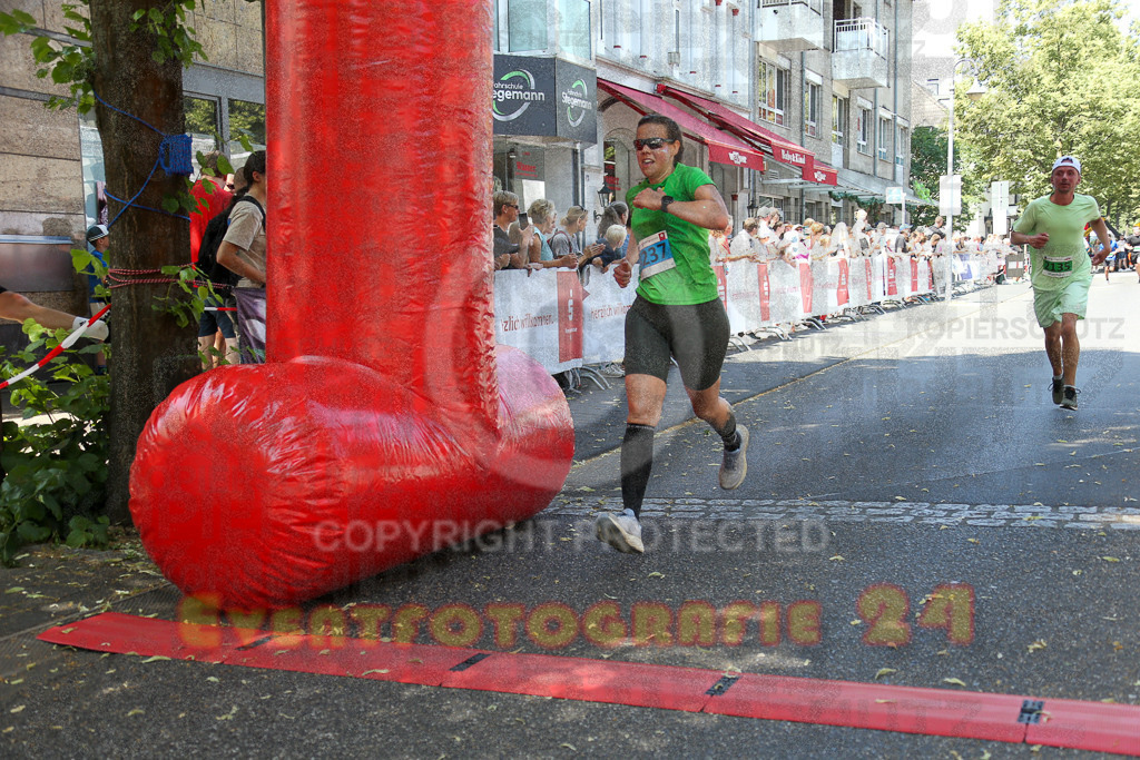 250621_1207_EX1_4943 | Sportfotografie im Rhein-Sieg Kreis, Köln, Bonn, NRW, Rheinland Pfalz, Hessen, etc. Unser Tätigkeitsfeld umfasst den Laufsport vom Volkslauf über den Marathon, Duathlon, Triathon bis zum Ultralauf wie Kölnpfad Ultra oder Schindertrail.