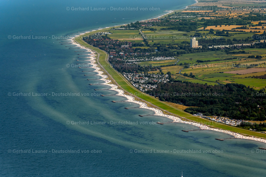 4037938 | Ostseeküste zw. Heidkate u. Schönberger Strand 07.08.2020 Sandstrand- Landschaft entlang des Küsten- Verlaufes an der Ostsee im Ortsteil Heidkoppel in Wisch im Bundesland Schleswig-Holstein, Deutschland. // Beach landscape along the on the Baltic Sea in the district Heidkoppel in Wisch in the state Schleswig-Holstein, Germany. Foto: Gerhard Launer