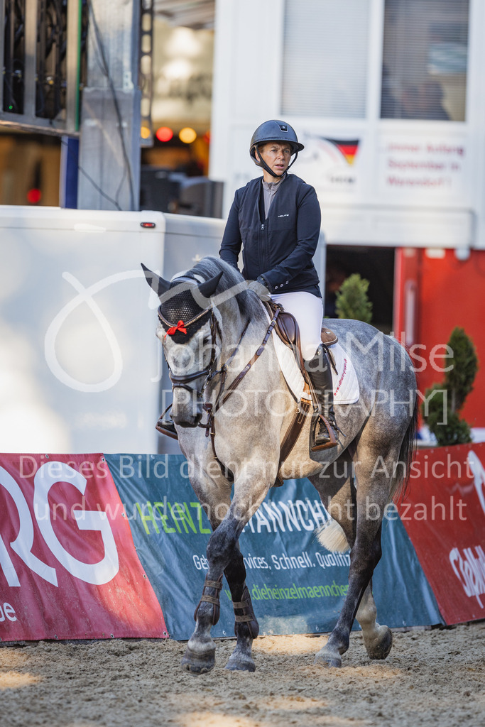 230908_OWLCh_AmateurM-200 | Deine schönsten Turniermomente als professionelle Fotos! Entdecke hochwertige Pferdesport-Fotografie im Online-Shop. Jetzt Fotos finden & bestellen!