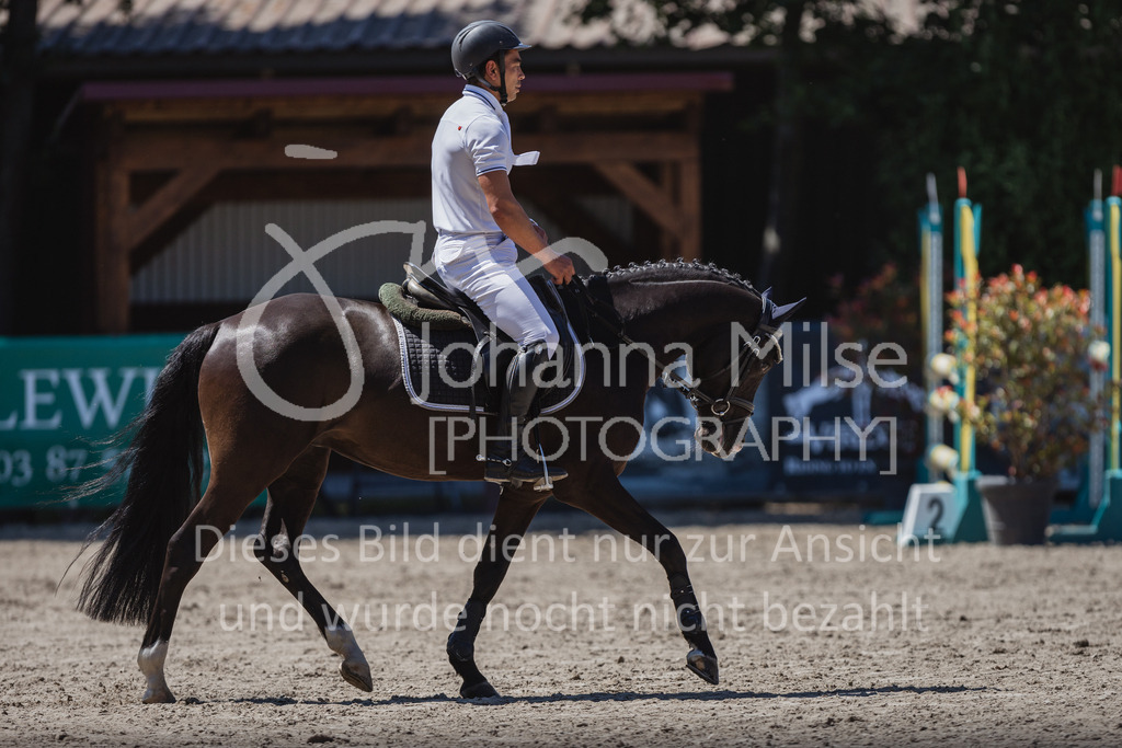 230610_Mühlen_Quali5j-917 | Deine schönsten Turniermomente als professionelle Fotos! Entdecke hochwertige Pferdesport-Fotografie im Online-Shop. Jetzt Fotos finden & bestellen!