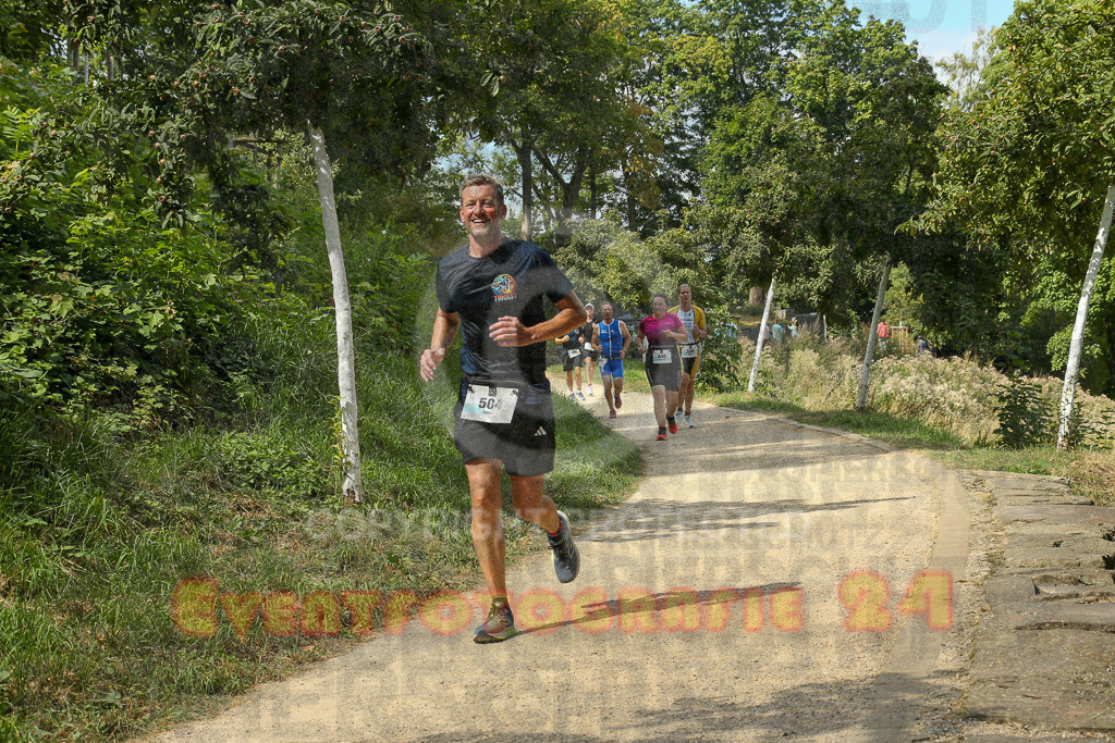 250824_1410_EX1_5221 | Sportfotografie im Rhein-Sieg Kreis, Köln, Bonn, NRW, Rheinland Pfalz, Hessen, etc. Unser Tätigkeitsfeld umfasst den Laufsport vom Volkslauf über den Marathon, Duathlon, Triathon bis zum Ultralauf wie Kölnpfad Ultra oder Schindertrail.
