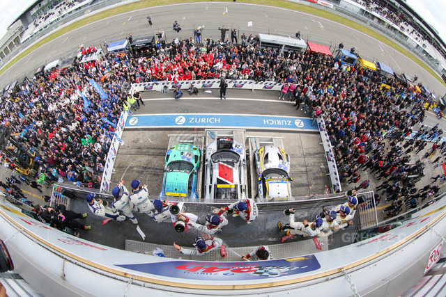 Motorsports / 24 Stunden Nürburgring 2015, Nürburgring-Nordschleife, GER | Motorsport-Fotografie: DTM, 24h Nürburgring und GT-Action in hochauflösenden Bildern. Entdecke packende Rennmomente & Impressionen direkt aus der Boxengasse. - Realisiert mit Pictrs.com