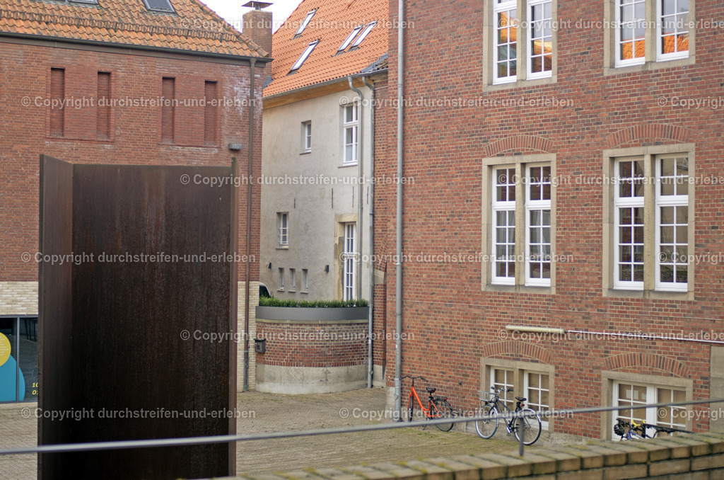 Fassbinder von Richard Serra Münster | Fassbinder von Richard Serra Münster - Realisiert mit Pictrs.com