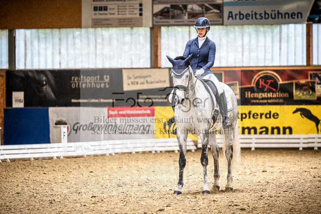 DOS_2959 | Entdecke hochwertige Reitturnierfotos von Foto Oger. Professionell, emotional und authentisch – jetzt Lieblingsmomente im Shop bestellen.Deutschlandweite Turnierfotografie. - Realisiert mit Pictrs.com