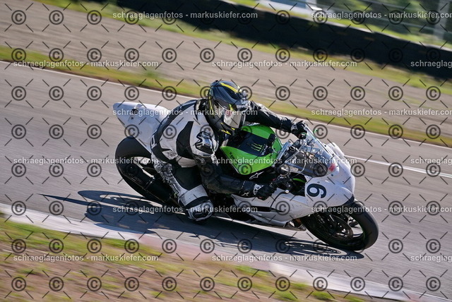 26bt05-0042 | markuskiefer.com - Realisiert mit Pictrs.com