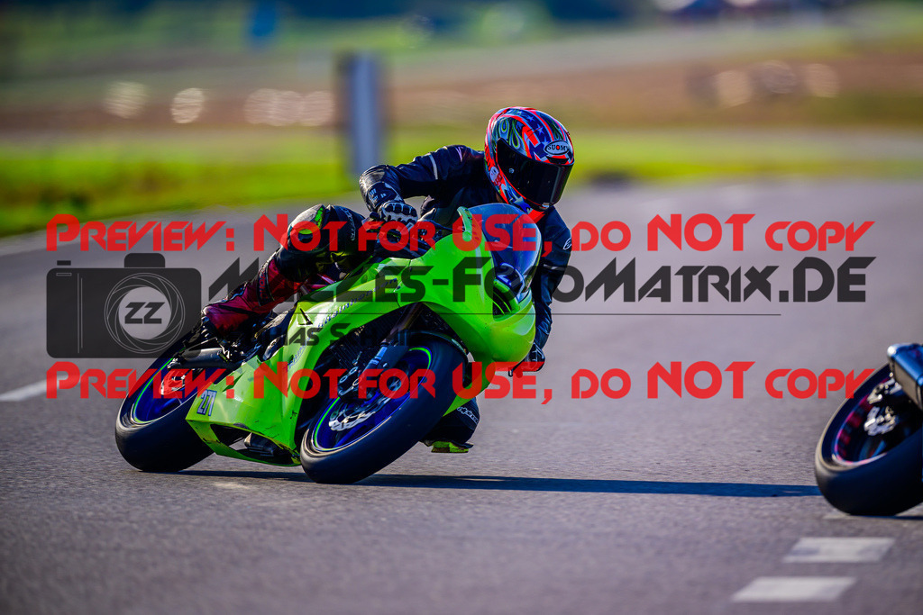 STK600 | Fotograf Mathias Schmid
Sportfotograf,
Eventfotograf,
Hochzeitsfotograf,
Portraitfotograf