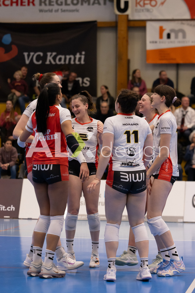 Volleyball I Frauen I Saison 2025-2026 I Volleyball NLA | Women I 1/4 Finals I VC Kanti Schaffhausen - BIWI Volleyball Franches-Montagnes I 21.02.2026 | 12 Coralie Varé (CH) (BIWI VFM) – Außenangriff - Realisiert mit Pictrs.com