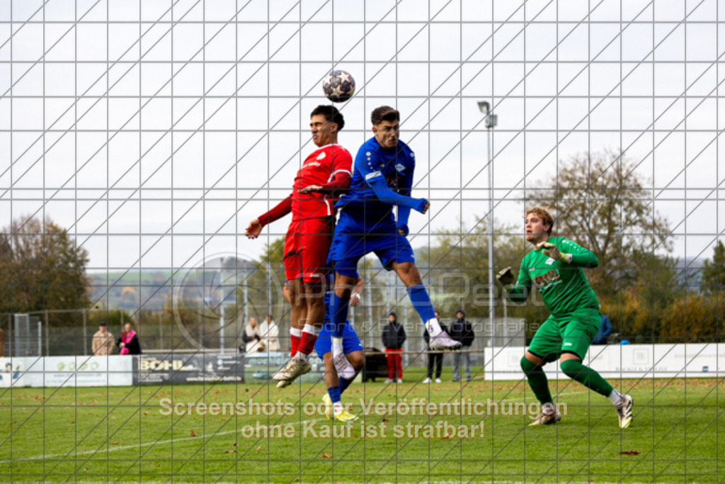 20251019_162738_0059 | Dogukan Dogan (FV Faurndau #07)FV Vorwärts Faurndau (rot) vs. TSV RSK Esslingen (blau), Fußball, Bezirksliga - Bezirk Neckar/Fils, 09. Spieltag, Saison 2025/2026, Rasenplatz, Im Dittlau 2, 73035 Göppingen, 19.10.2025 - 15:30 Uhr,Foto: PhotoPeet-Sportfotografie/Peter Harich