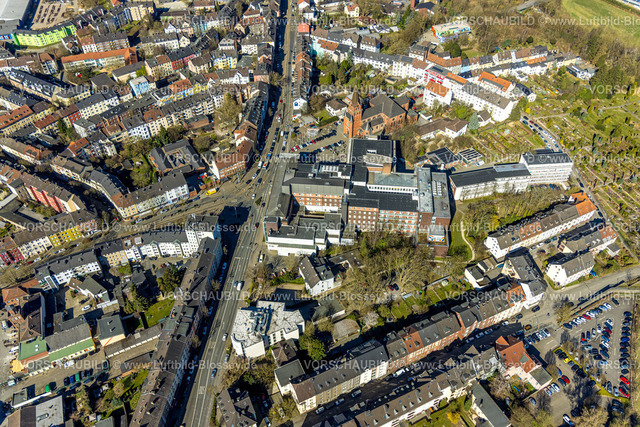 Witten250301145 | Luftbild, Wohngebiet Ardeystraße und Crendeldanzstraße, im Zentrum Marienhospital und Marienkirche, Sonnenschein, Witten, Ruhrgebiet, Nordrhein-Westfalen, Deutschland
