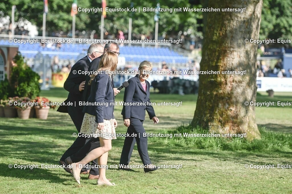 20230528_17_CSI4_Hess.Min.Präs_0283 | equistock