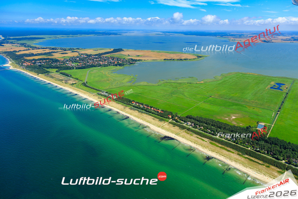 Die Luftaufnahme der Stadt Wustrow wurde vom UL-Flugzeug heraus erstellt ( keine Drohne )- hohe Auflösung für beste Qualität