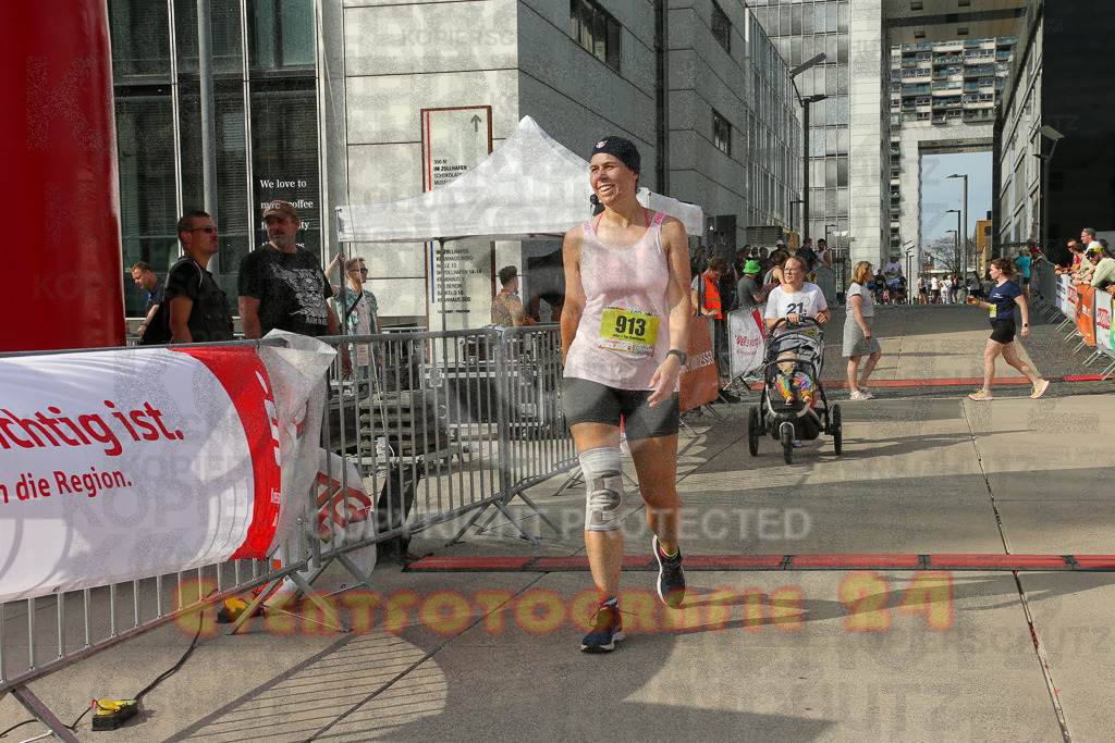 250920_1535_EX1_0100 | Sportfotografie im Rhein-Sieg Kreis, Köln, Bonn, NRW, Rheinland Pfalz, Hessen, etc. Unser Tätigkeitsfeld umfasst den Laufsport vom Volkslauf über den Marathon, Duathlon, Triathon bis zum Ultralauf wie Kölnpfad Ultra oder Schindertrail.