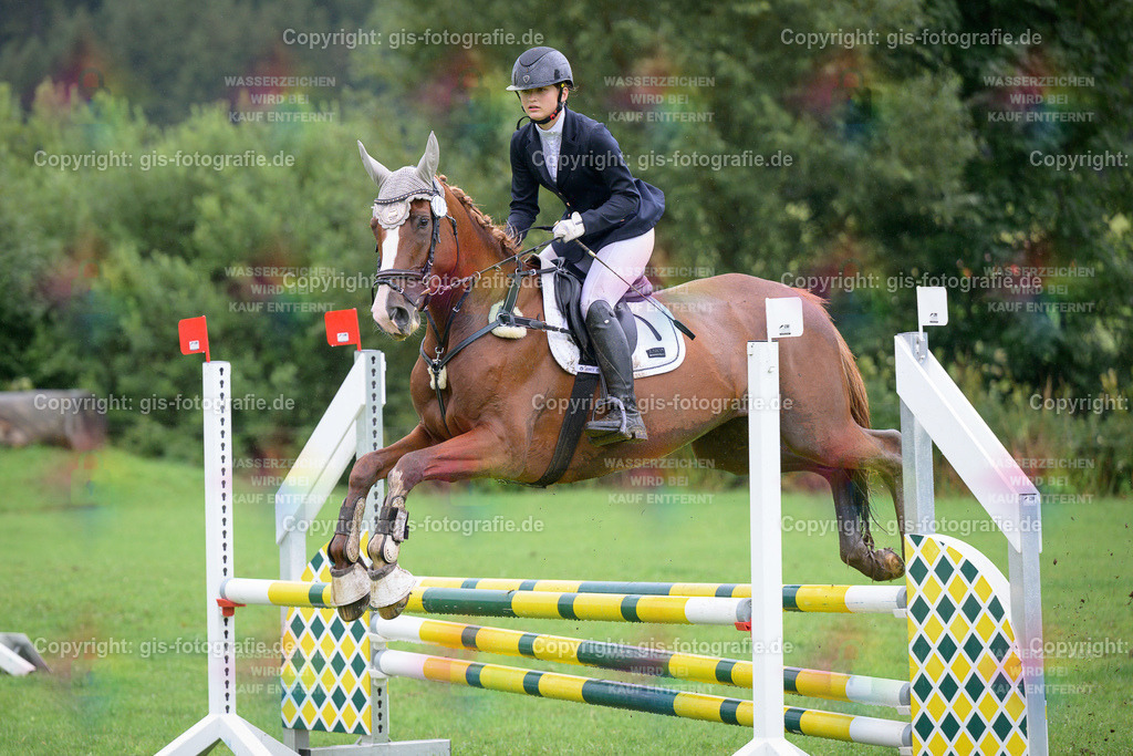 101_Valenta_Leonie_Diadem-PP_A1_Springen_250802_01 | gis-fotografie