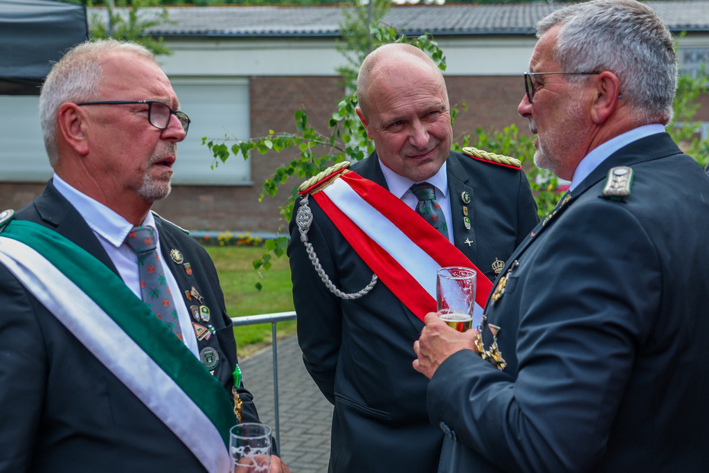 top-top.de-250627-062 | Foto, Video, Fotografie, Videografie, Fotobox, DJ, Discjockey, Musik, Musikbox, Veranstaltung, Photobooth, Amazon, Ebay, Buchtipp, Bestseller, Autor, Verlag, Buch, Wesel, Hamminkeln, NRW, Dinslaken, Rees, Drohne, Hochzeit, Party, Fotobox, Wesel, Fotograf