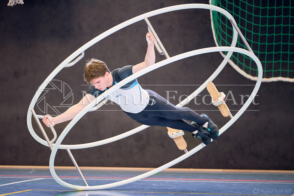 C-DSC01980 | Professionelle Sportfotografie in Hamburg, Schleswig-Holstein und Niedersachsen – spezialisiert auf Rhönrad, Geräteturnen, Leistungsturnen und rhythmische Sportgymnastik. Bundesweite Begleitung von Rhönrad-Events. Jetzt Sport-Fotos - Realisiert mit Pictrs.com