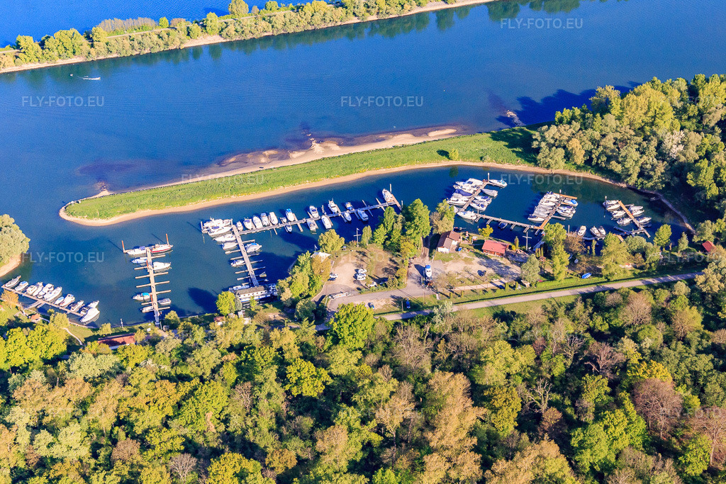 Vue aérienne: Marina du MYC Baden-Baden et du MBC-Iffezheim à Beinheim dans le département Bas Rhin, France – .Photo: IMG_099047.jpg prise le 23/04/2017 par Werner Riehm/FLY-FOTO.eu – Résolution de l'original: 5297 x 3531 px – MYC Baden-Baden | Ein Stück Zuhause am Wasser – MBC Iffezheim e.V.
