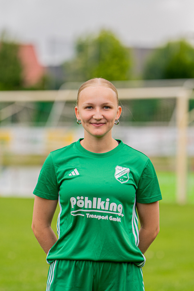 Fußball I Damen I Saison 2026-2027 I Mannschaftsfoto I TuS Lutten I Oberliga Niedersachsen I 5175 | jns.sportfotos - Realisiert mit Pictrs.com