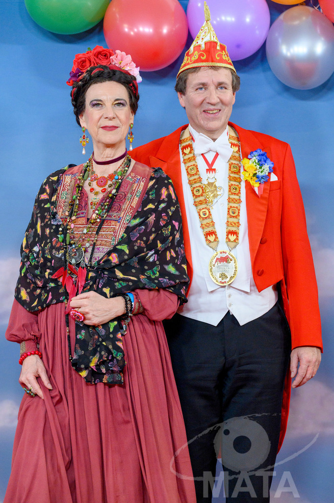 _DWA1545 | Intendantin, Bayerischer Rundfunk
Katja Elisabeth Wildermuth (links) mit Marco Anderlik, Präsident Fastnacht-Verband Franken e.V. bei der TV-Sendung Fastnacht in Franken 2024. Veitshöchheim, 02.02.2024 Bayern Deutschland - Realisiert mit Pictrs.com