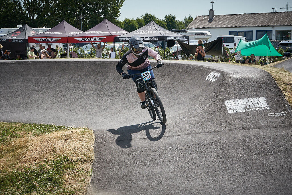 202506251-05 PM25 72@sebastiankopp | German Pumptrack Series - Realisiert mit Pictrs.com