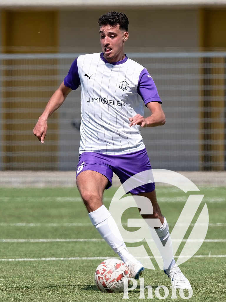 FC Vernier  v UGS FC  - 2eme ligue inter  | Geneva, Switzerland - April 19 : during the 2eme ligue inter  match between FC Vernier  and UGS FC  at Stade de Vernier on April 19 , 2026 in Geneva, Switzerland.