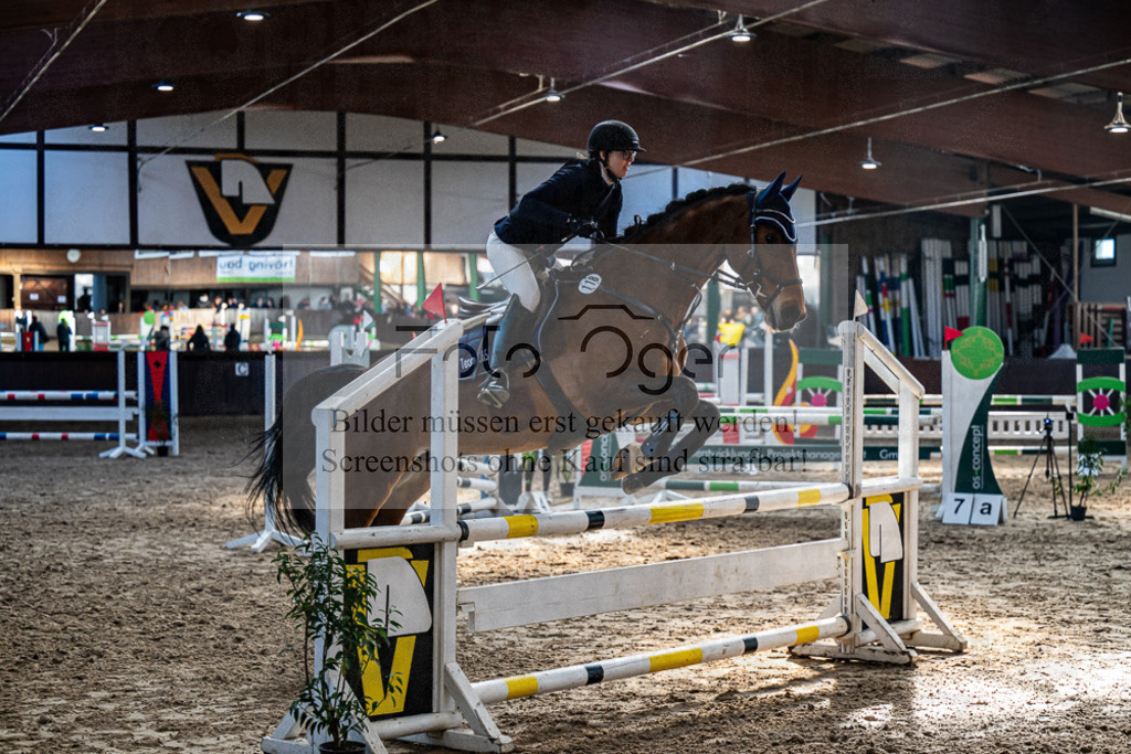 20240309-DOS_7171 | Entdecke hochwertige Reitturnierfotos von Foto Oger. Professionell, emotional und authentisch – jetzt Lieblingsmomente im Shop bestellen.Deutschlandweite Turnierfotografie. - Realisiert mit Pictrs.com
