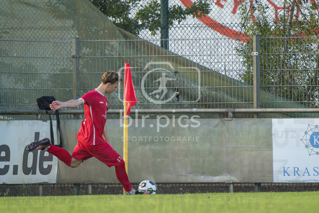 blr.pics_FC Oberneuland - JFV Bremen II | Professionelle Fußball- und Sportfotografie. Spielbilder online ansehen und kaufen – Einzelbilder oder komplette Galerien in hoher Qualität.