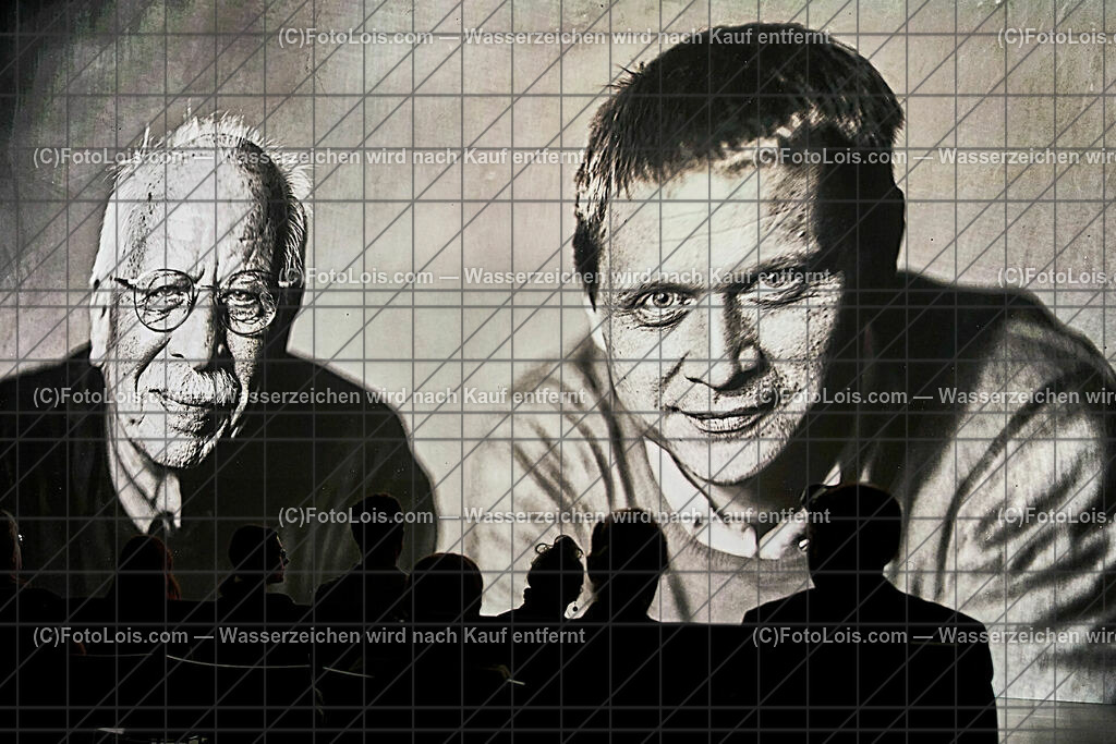 ALP8999_Linz_ARS-Elektr_MH_Nassplattenfotografie_David Friedrich | (C)FotoLois.com, Alois Spandl, Linz an der Donau - ARS Elektronica Center, Multimediashow über Nassplattenfotografie von Markus Hofstätter, Fr 13. Oktober 2023.